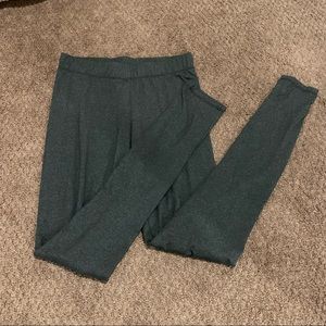 Grey/black leggings